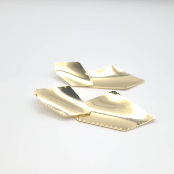 Chic Gold Geometric Vintage Chunky Drop Earrings- Y2K ☀️ 3/$40 - Picture 5 of 8